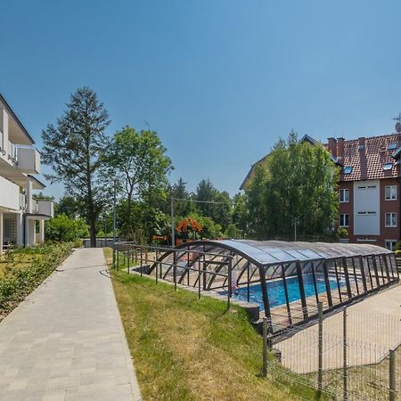 Apartamenty Sun & Snow Baltic Garden Z Basenem I Placem Zabaw Sztutowo Exterior photo